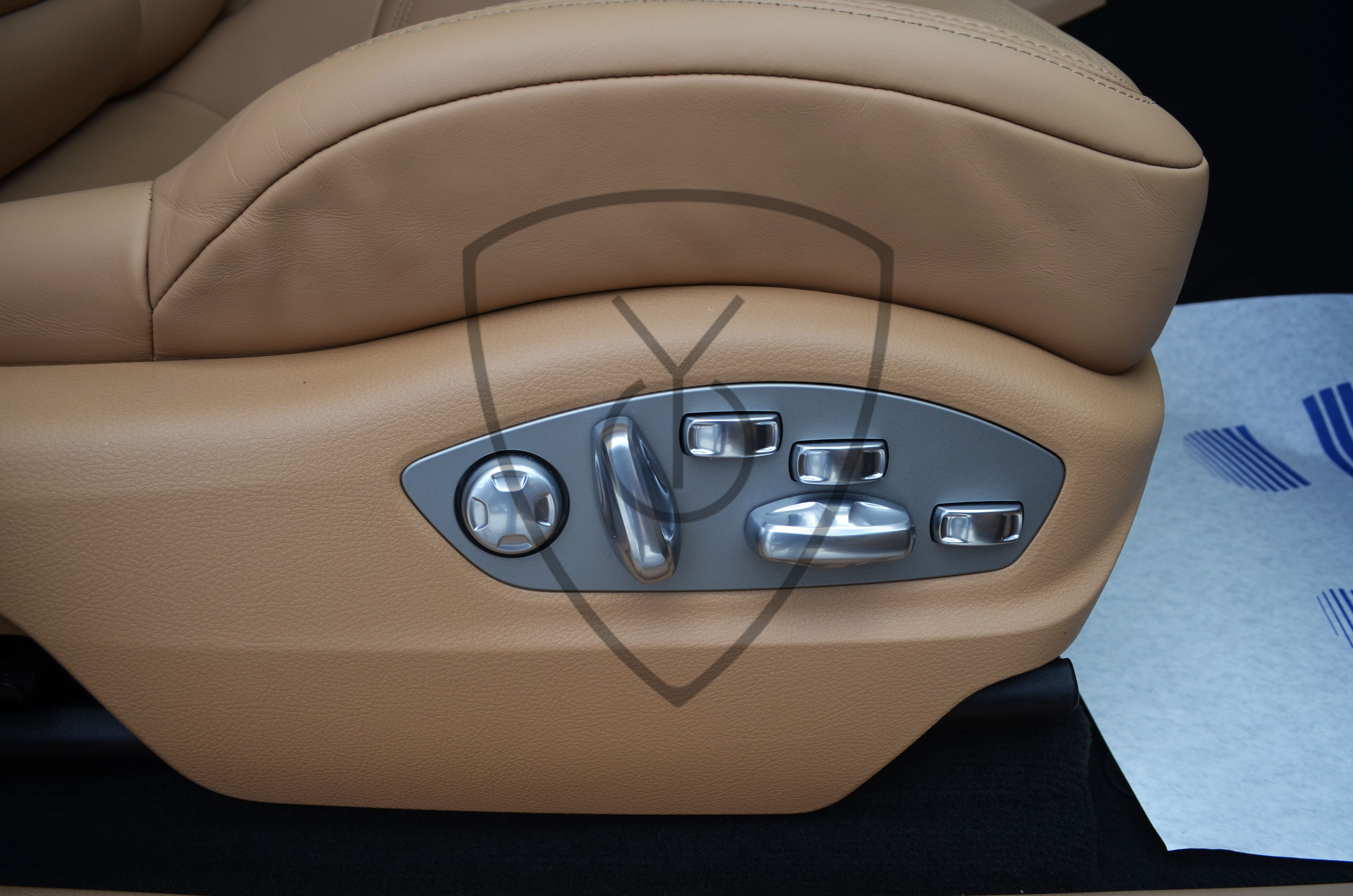 PORSCHE MACAN 2.0 TURBO PDK — image 9